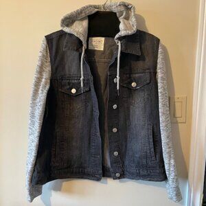 Eightytwo Denim Distressed Jean Jacket w grey sweatshirt sleeves hood  - XL NWOT
